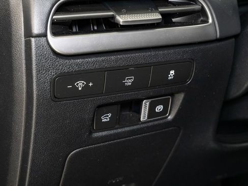 Used 2023 Hyundai Palisade SEL w/ Premium Package image 15