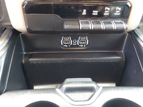 Used 2022 RAM 1500 Laramie image 29