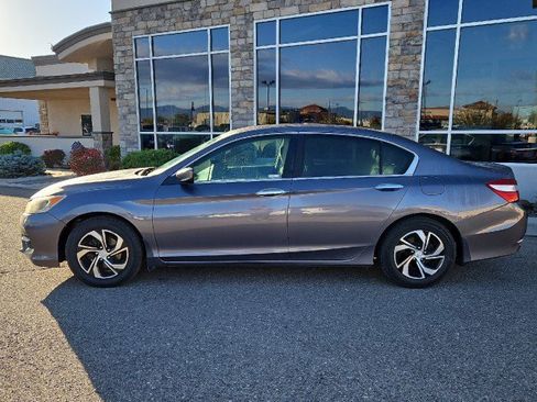 Used 2017 Honda Accord LX image 2