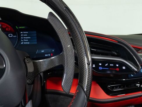 Used 2022 Ferrari SF90 Spider image 37