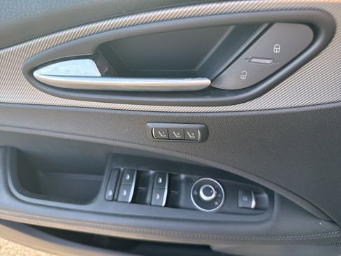 Used 2022 Alfa Romeo Stelvio Veloce image 24