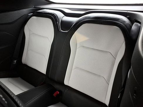 Used 2023 Chevrolet Camaro LT image 21