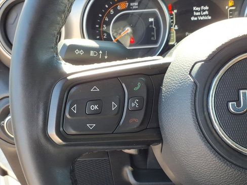 Used 2021 Jeep Wrangler Sport image 19