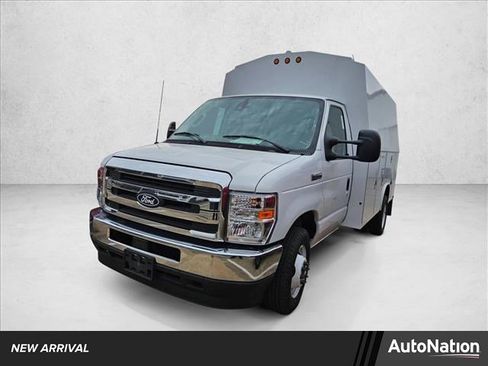New 2026 Ford E-350 and Econoline 350 Super Duty w/ Power Equipment Group image 1