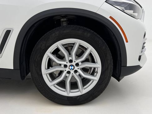 Used 2019 BMW X5 xDrive40i w/ Convenience Package AWD/4WD image 30
