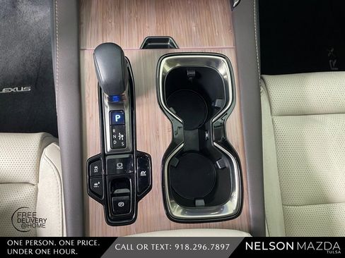 Used 2024 Lexus RX 350 w/ Convenience Package image 31