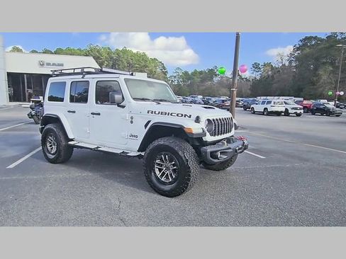Used 2024 Jeep Wrangler Unlimited Rubicon 392 image 35