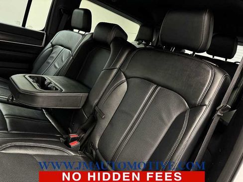 Used 2024 Jeep Wagoneer Series II w/ Flexible Seating Group AWD/4WD image 16