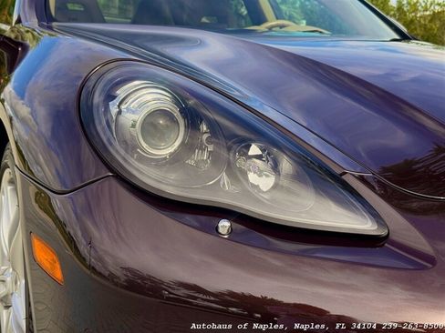 Used 2012 Porsche Panamera 4S image 7