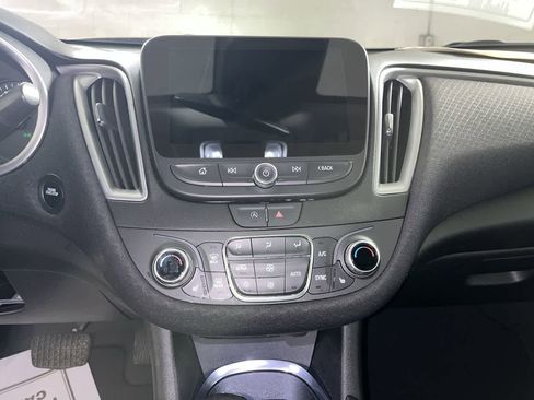 Used 2024 Chevrolet Malibu LT FWD image 20