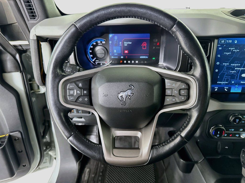 Used 2022 Ford Bronco Badlands AWD/4WD image 13