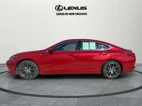 Certified 2025 Lexus ES 350 w/ Premium Package image 4
