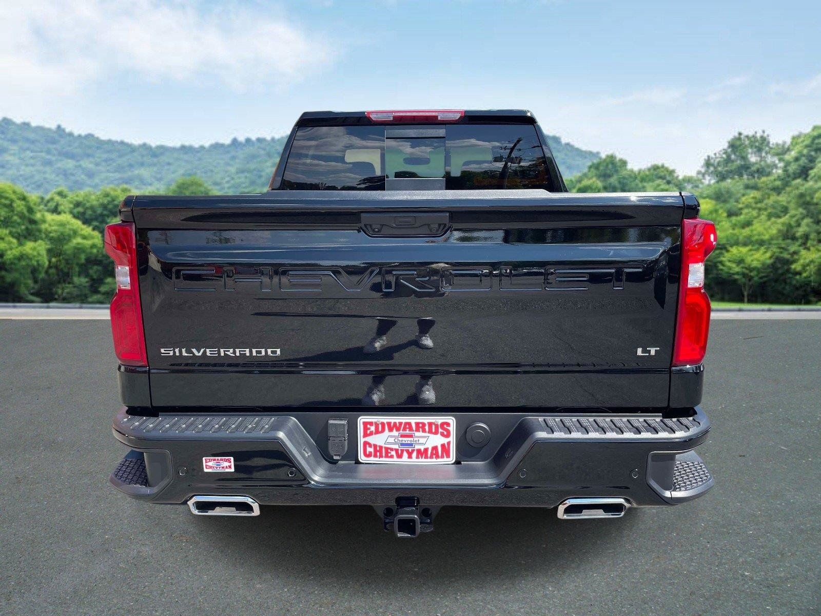 Used 2026 Chevrolet Silverado 1500 LT Trail Boss w/ LT Trail Boss Premium Package AWD/4WD image 24