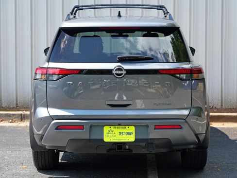 Used 2026 Nissan Pathfinder Platinum FWD image 55