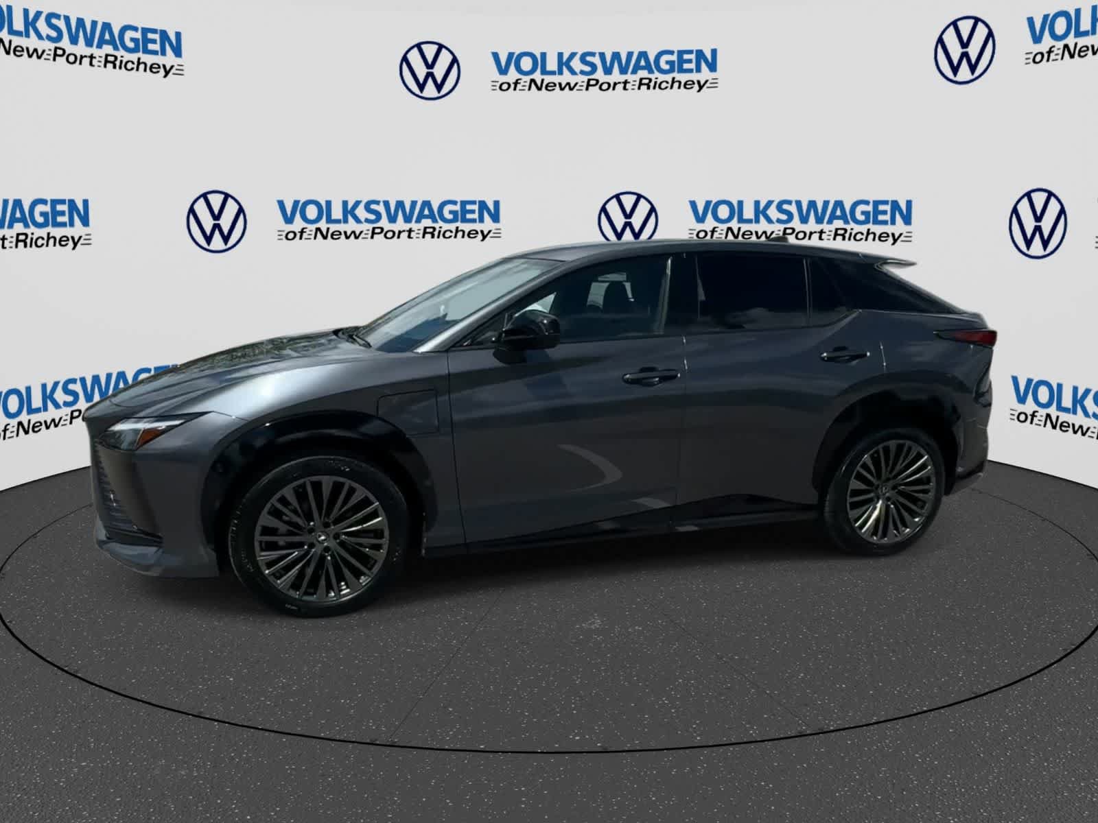 Used 2023 Lexus RZ 450e Premium w/ Accessory Package (Z1) AWD/4WD image 4