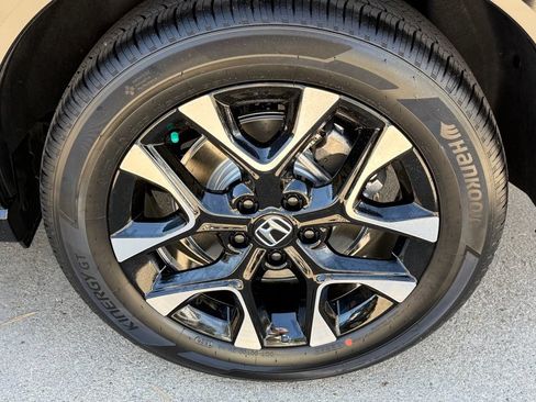 Certified 2027 Honda HR-V EX-L image 10