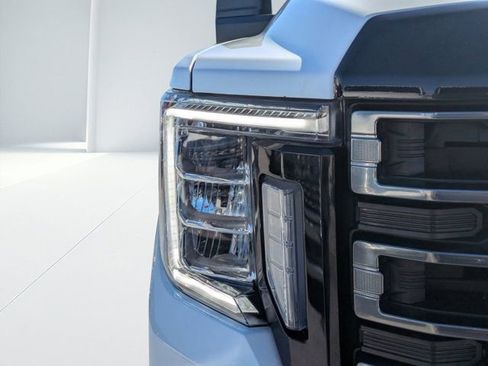 Used 2021 GMC Sierra 2500 AT4 w/ AT4 Preferred Package image 7