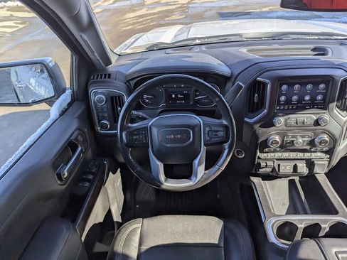 Used 2019 GMC Sierra 1500 SLT w/ SLT Premium Plus Package image 3
