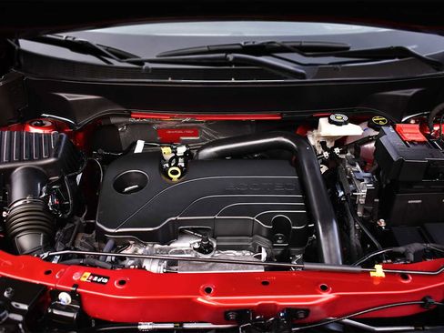 Used 2025 Chevrolet Equinox LT image 24