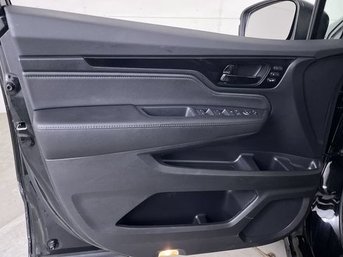 Used 2023 Honda Odyssey Touring image 10