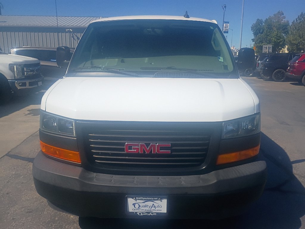 Used 2019 GMC Savana 2500 w/ Communications Package RWD image 3