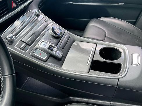 Used 2023 Hyundai Santa Fe SEL w/ Premium Package FWD image 17