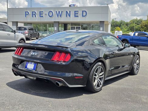 Used 2016 Ford Mustang GT Premium w/ Equipment Group 401A RWD image 8