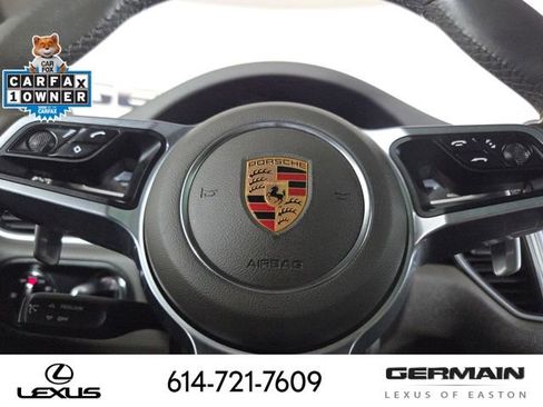 Used 2018 Porsche Macan AWD/4WD image 25
