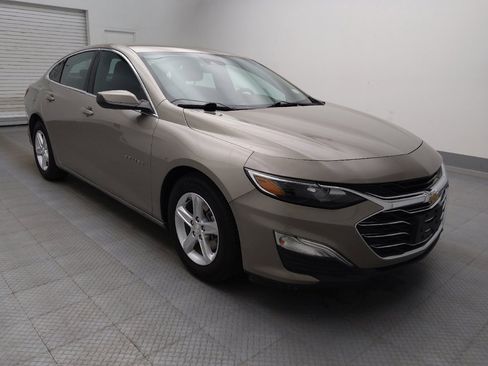 Used 2022 Chevrolet Malibu LS w/ Driver Confidence Package II FWD image 13