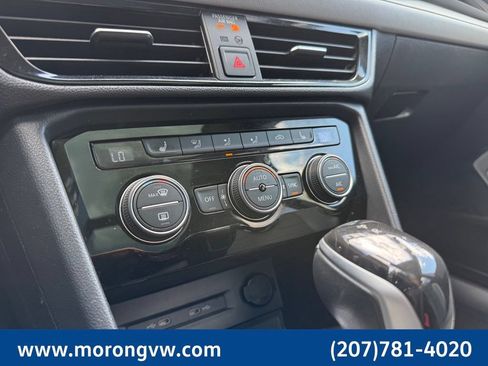 Used 2023 Volkswagen Taos SEL AWD/4WD image 41