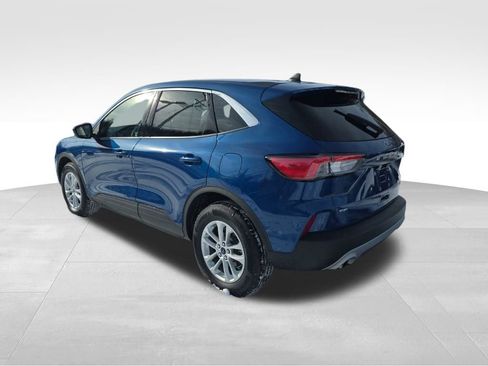 Used 2022 Ford Escape SE w/ Cold Weather Package image 8