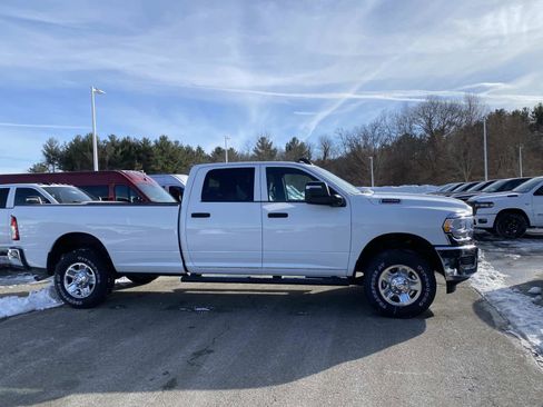 Used 2023 RAM 2500 Tradesman w/ Chrome Appearance Group image 2