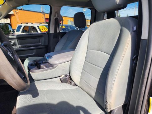 Used 2015 RAM 1500 Express AWD/4WD image 11