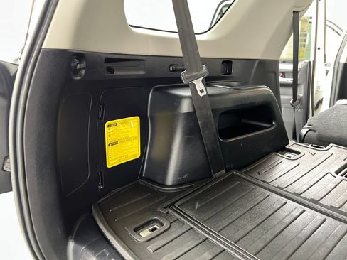 Used 2018 Toyota 4Runner Limited w/ Four Season Floor Mat Package AWD/4WD image 42
