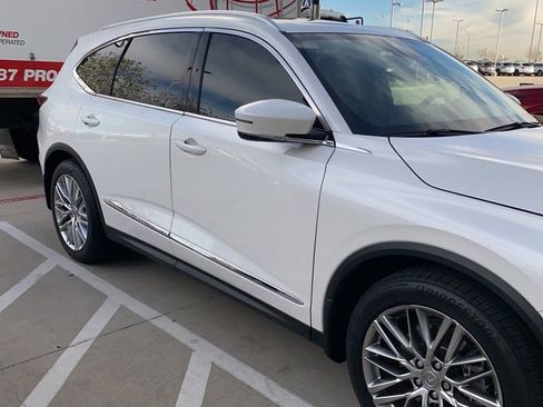 Used 2023 Acura MDX SH-AWD w/ Advance Package image 5