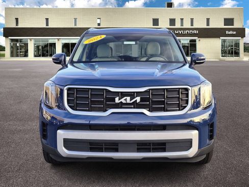 Used 2024 Kia Telluride S w/ S Sunroof Package image 8