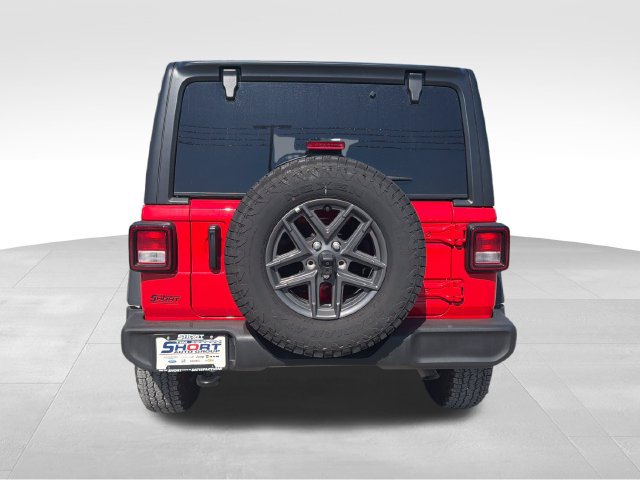 Used 2026 Jeep Wrangler Unlimited Sport AWD/4WD image 6