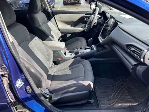 Used 2024 Subaru Crosstrek 2.0i Premium image 10