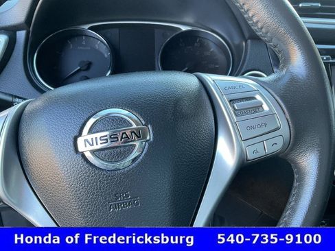 Used 2014 Nissan Rogue SL w/ SL Premium Package AWD/4WD image 31