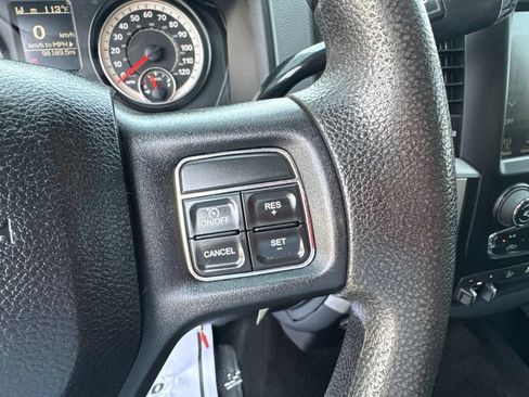 Used 2016 RAM 3500 SLT w/ Cold Weather Group AWD/4WD image 18