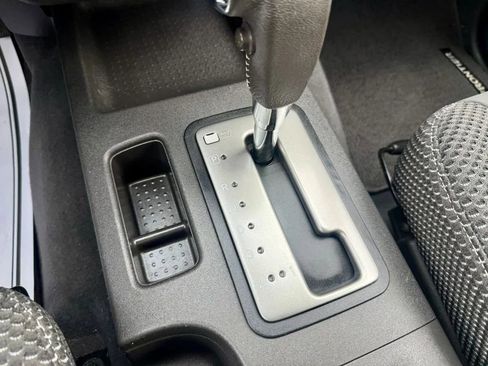 Used 2019 Nissan Frontier PRO-4X AWD/4WD image 18