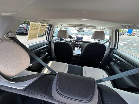 Used 2023 Honda CR-V EX image 23