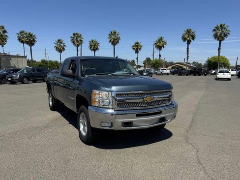 Used 2013 Chevrolet Silverado 1500 LT w/ All-Star Edition AWD/4WD image 3