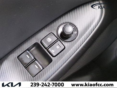 Used 2021 MAZDA MX-5 Miata RF Club image 19