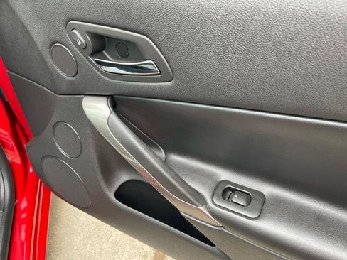 Used 2006 Pontiac G6 GT FWD image 38