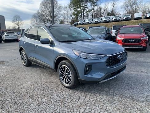 New 2026 Ford Escape SE w/ PHEV Premium Package FWD image 10