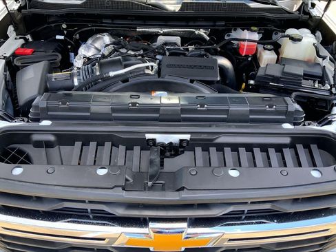 Used 2025 Chevrolet Silverado 2500 LT w/ Safety Package AWD/4WD image 29