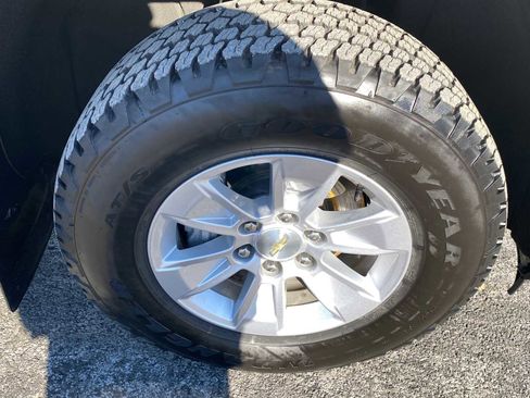 Used 2021 Chevrolet Silverado 1500 LT image 48