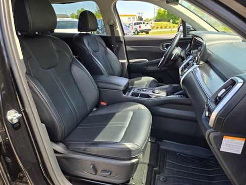 Used 2023 Kia Sorento EX w/ Panoramic Sunroof Package AWD/4WD image 20