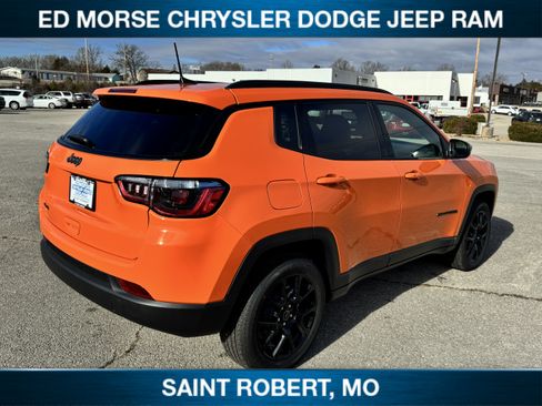 New 2026 Jeep Compass Latitude AWD/4WD image 5